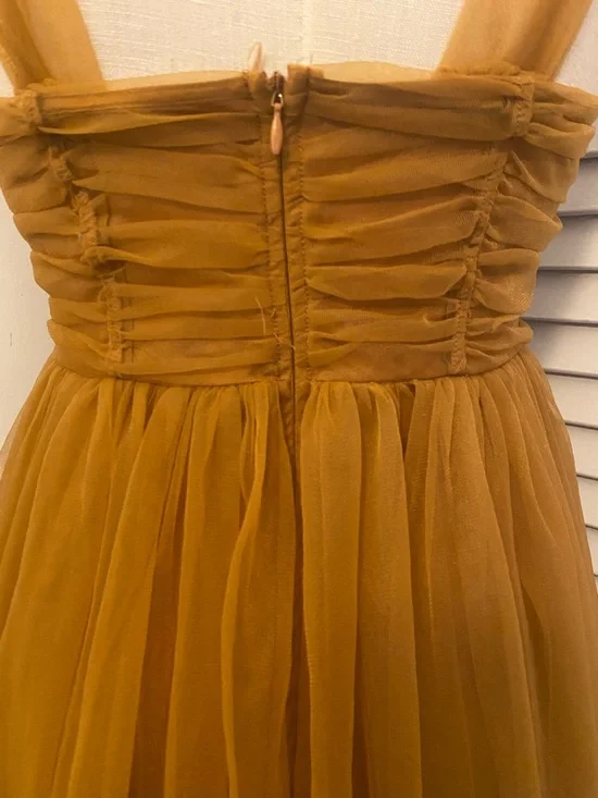 H&M Mustard Ruched Bodice Midi Dress- Size 8 - Picture 8 of 10